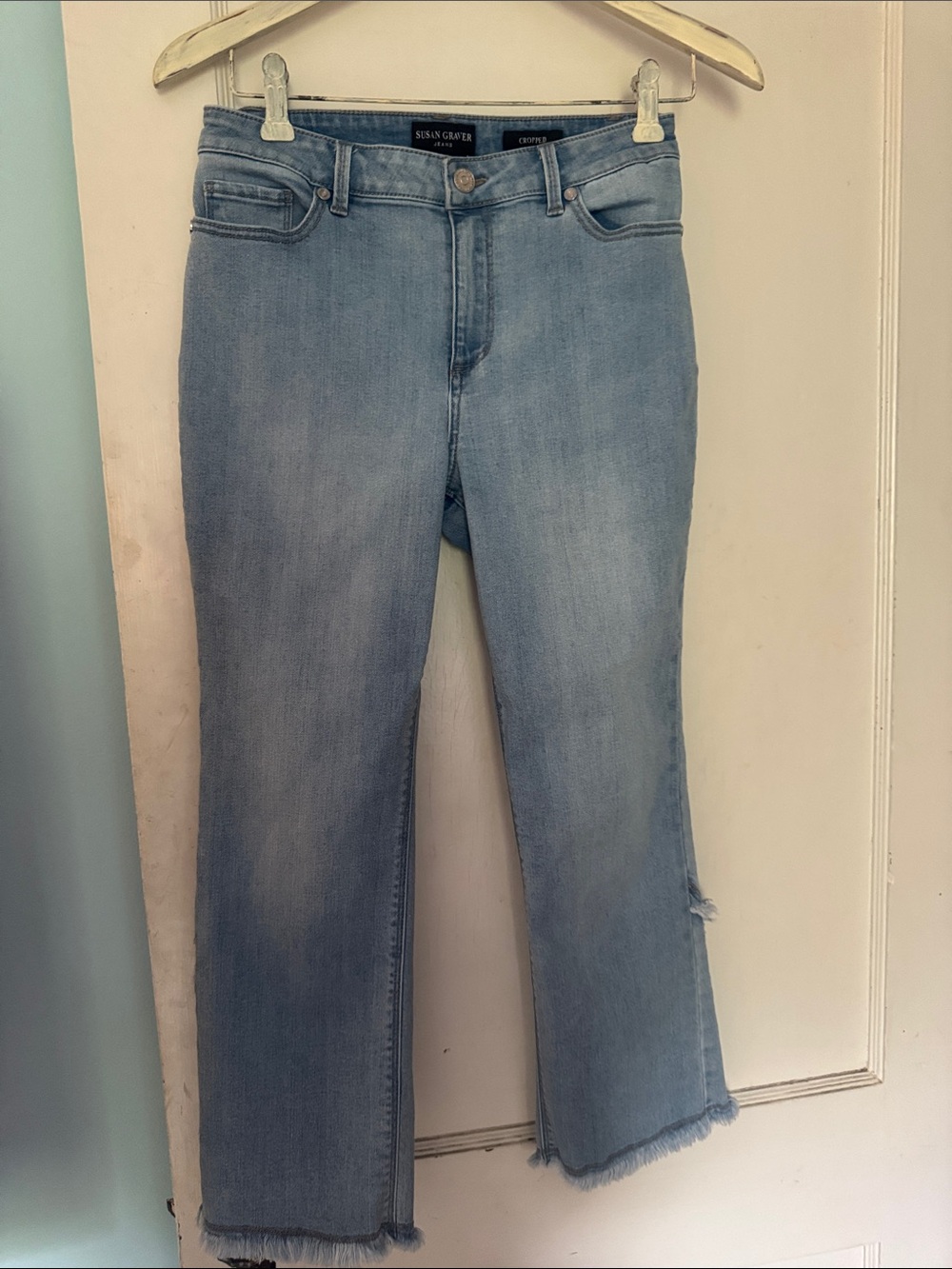EUC Susan Graver Light Blue Cropped Straight Jeans Surprise Fray Hem Sz 4